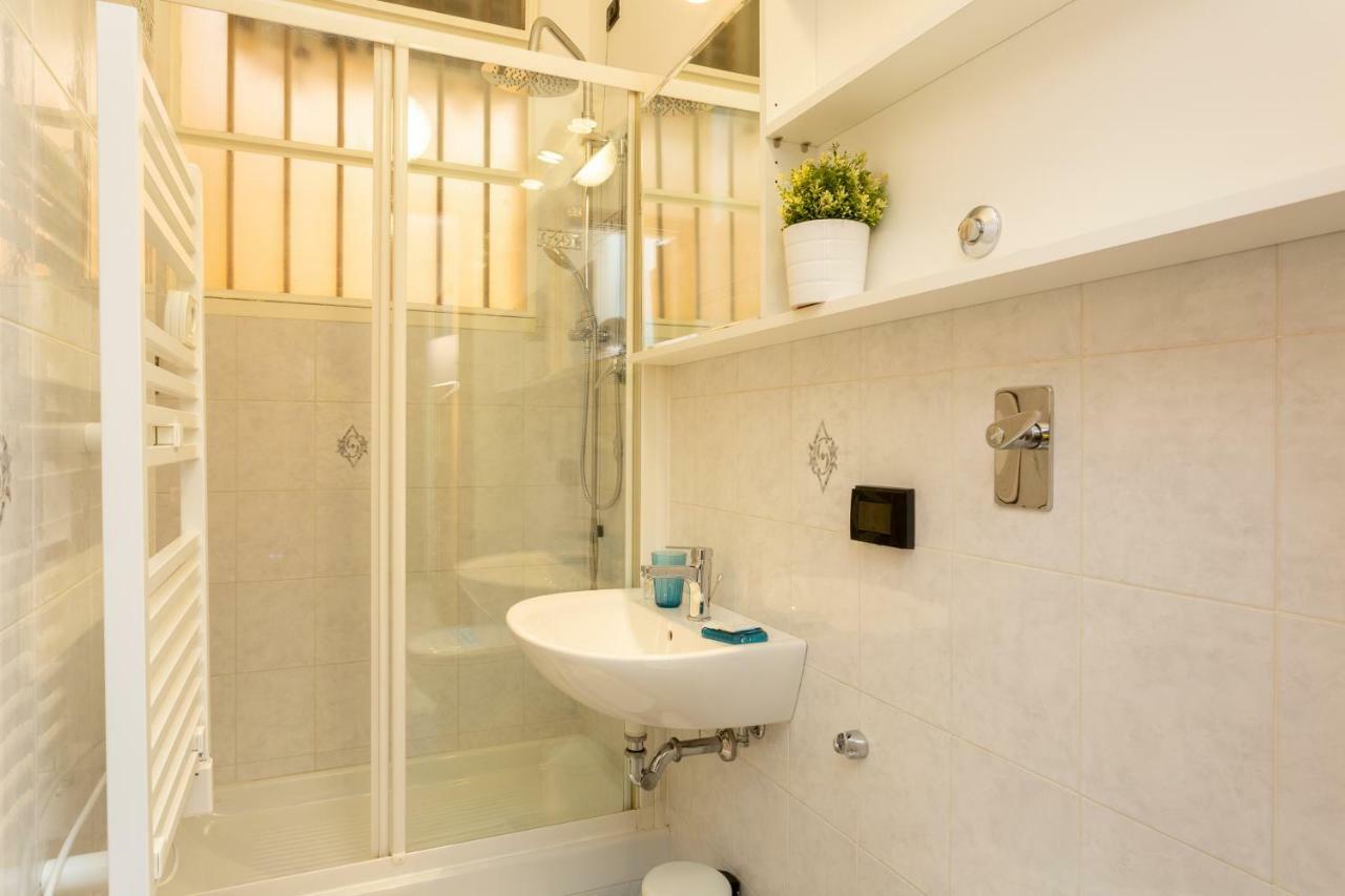 The Best Rent - Cozy Studio Apartment In Milan Downtown Extérieur photo